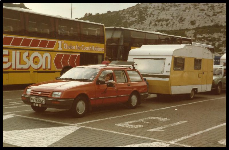 Caravan_at_Dover_1986_page_001__1426191479_38386__1426191479_92780